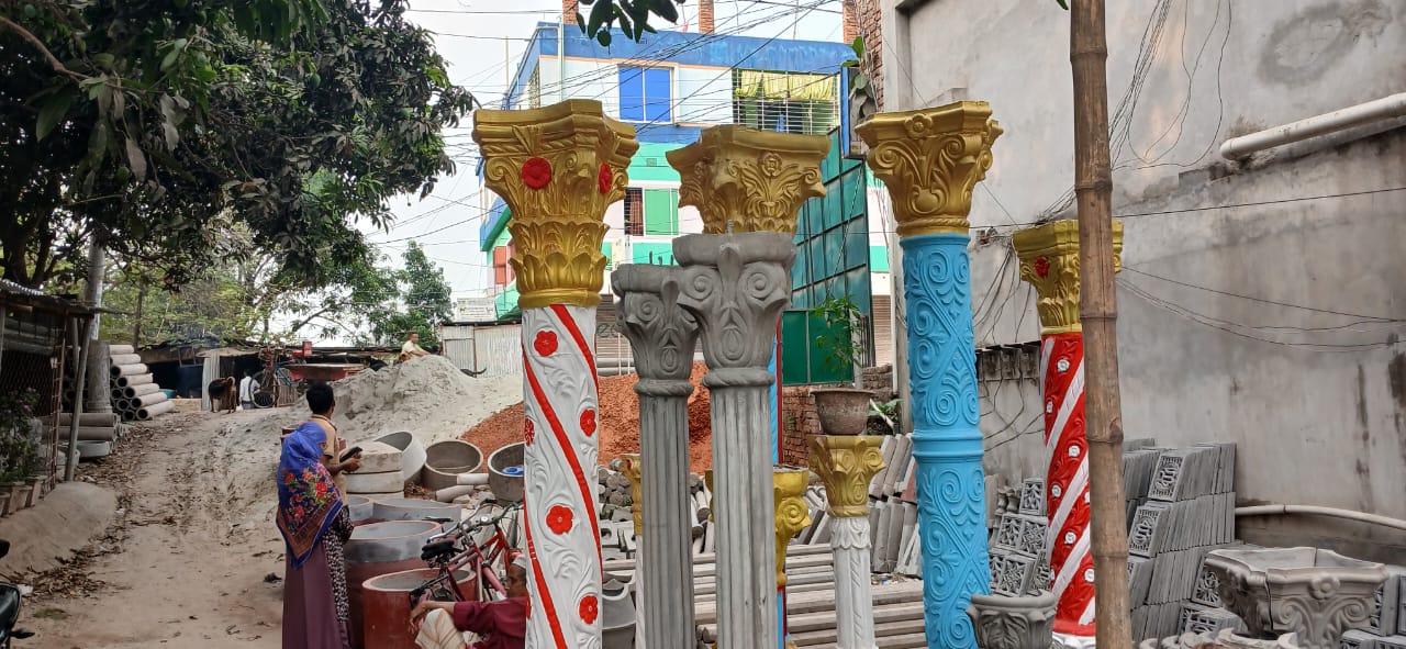 নির্মাণ সামগ্রী তৈরি করে হয়েছেন স্বাবলম্বী
